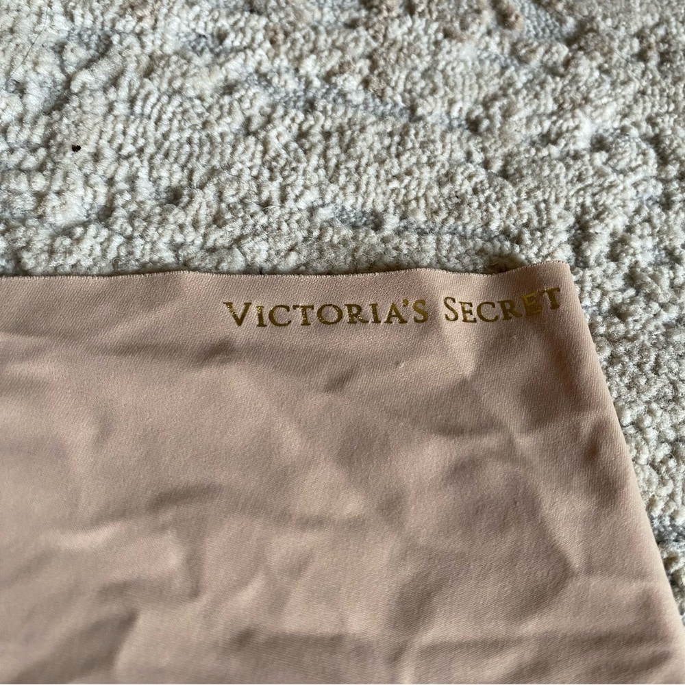 Victoria’s Secret Hip Hugger Hipster Nude Skin Microfiber Panties: Large - Picture 2 of 6